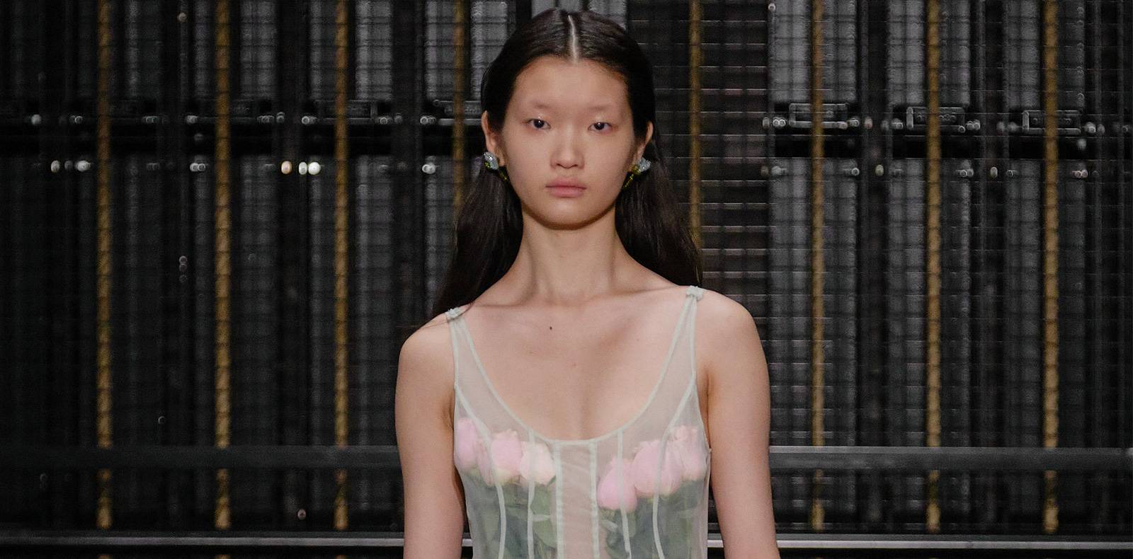 Le défilé Simone Rocha printemps-été 2024