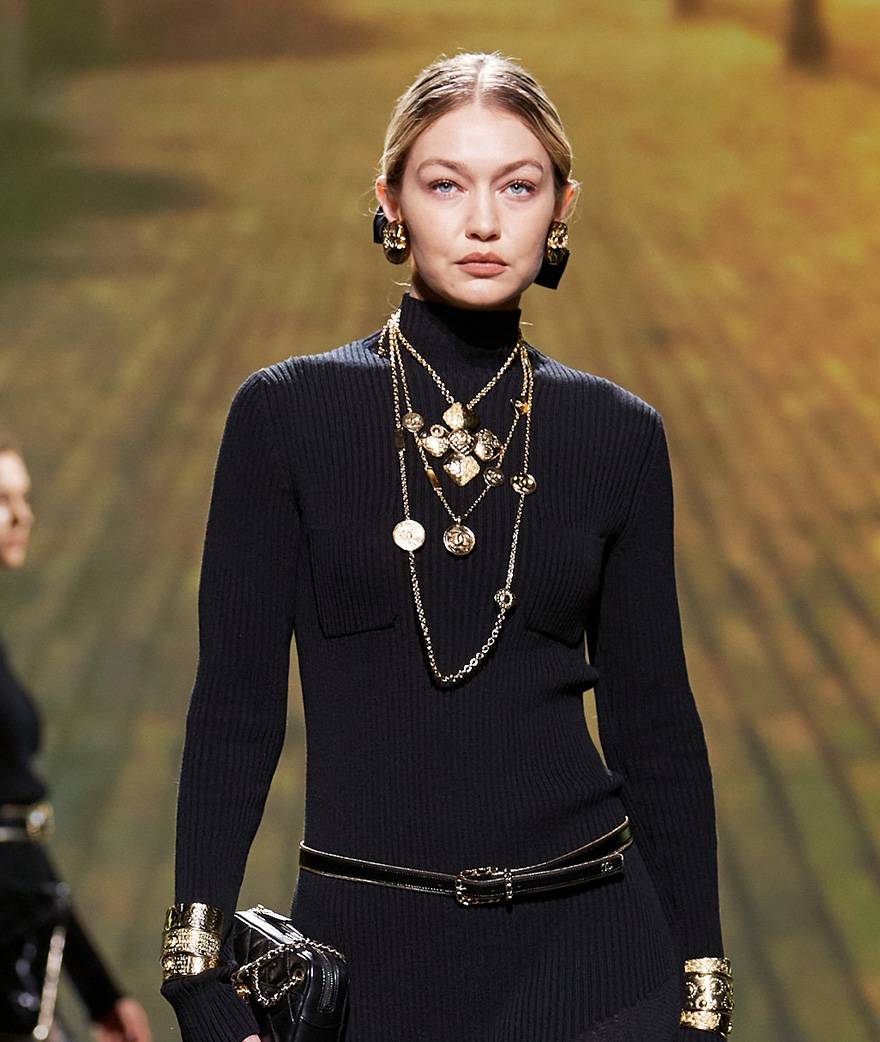 Gigi Hadid, Défilé, Chanel, Automne-hiver 2024-2025, Paris 