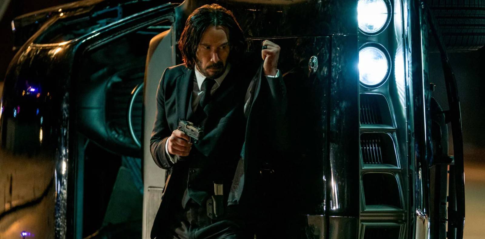 lous-and-the-yakuza-john-wick-4-keanu-reeves-rina-sawayama-paris2