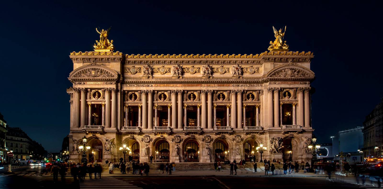 opera-garnier-airbnb-push