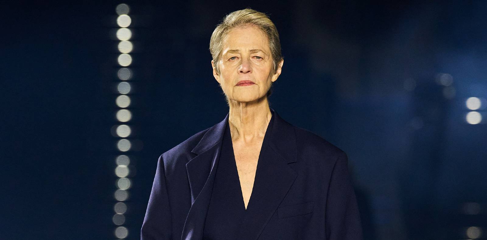 push-defile-ami-automne-hiver-charlotte-rampling-numero-magazine