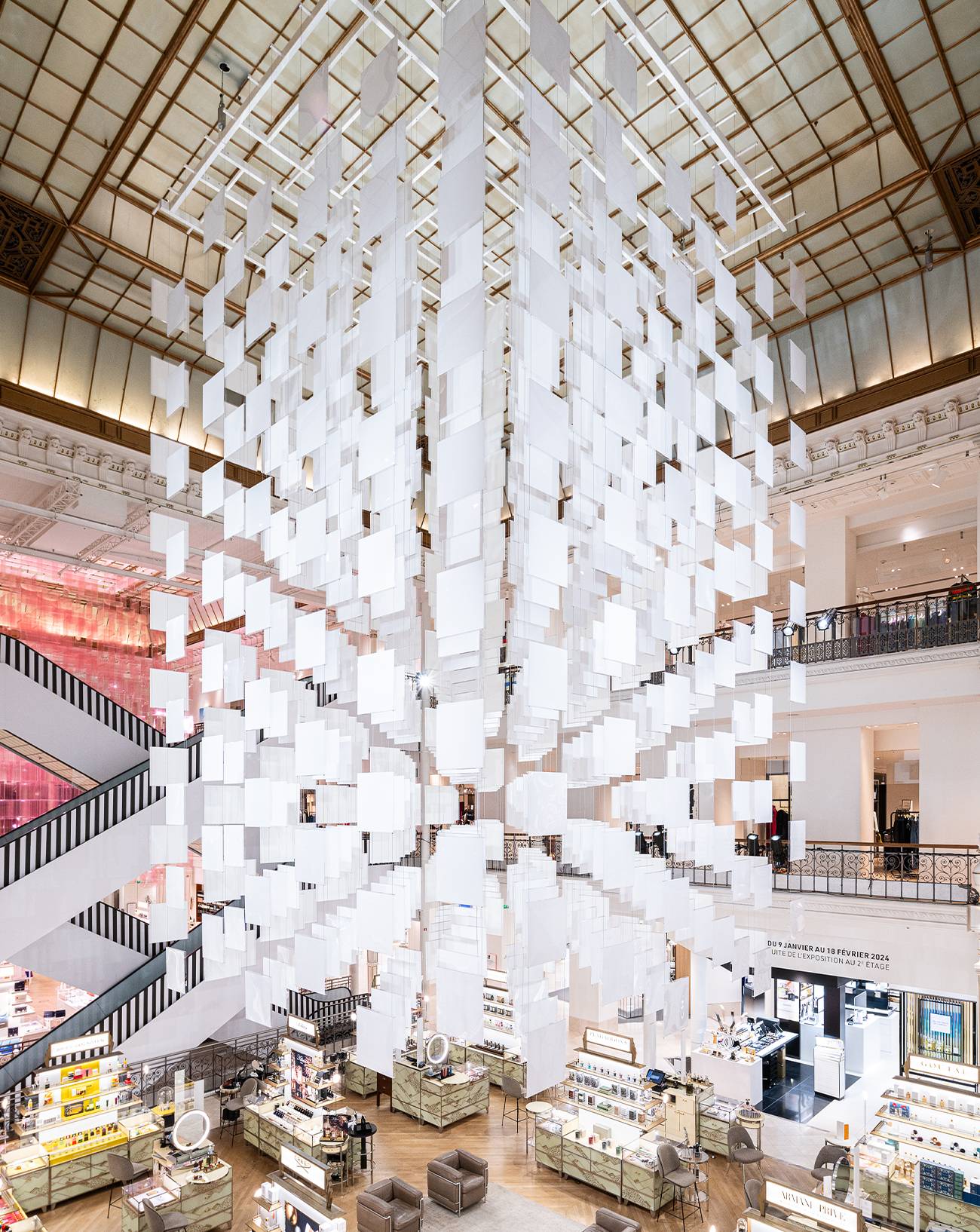 Daniel Buren, Exposition Bon marché, Paris, Installation in situ, œuvres, couleurs