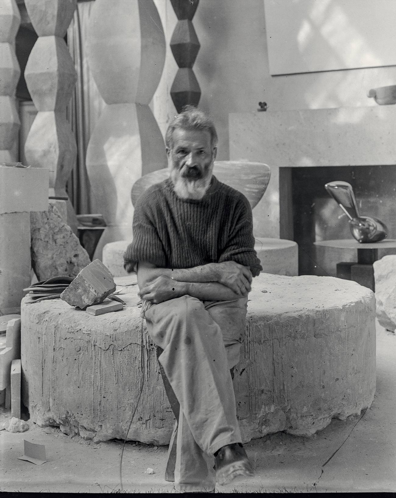 Constantin Brancusi, Exposition Centre Pompidou, L'oiseau dans l'espace, douane