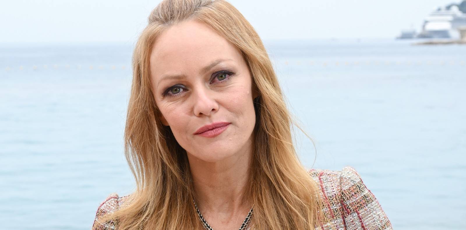 Vanessa Paradis, Interview, Juniors, Hugo P. Thomas, Chanel