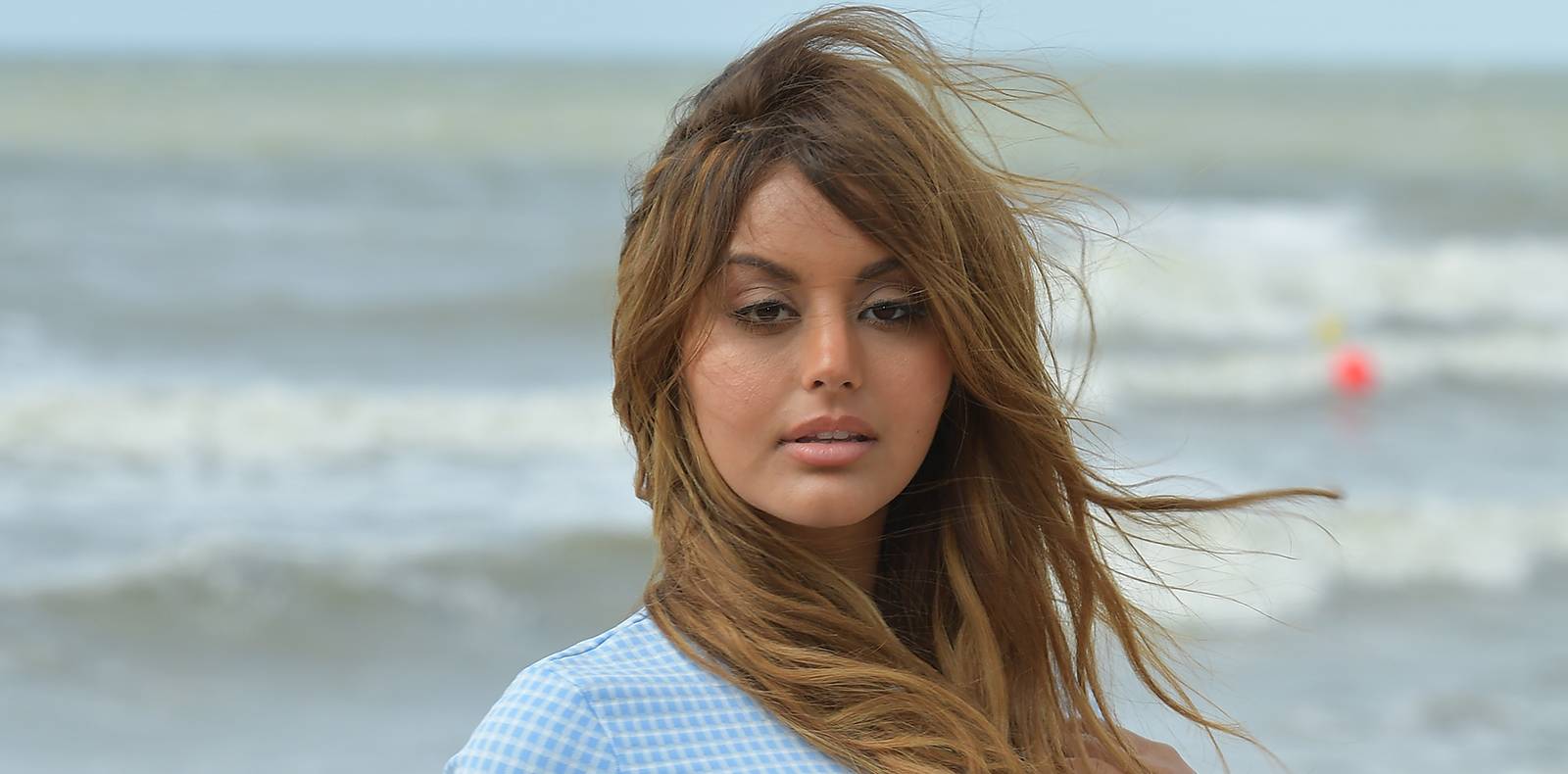 Zahia Dehar, L'air de la mer rend libre, Interview, Une fille facile